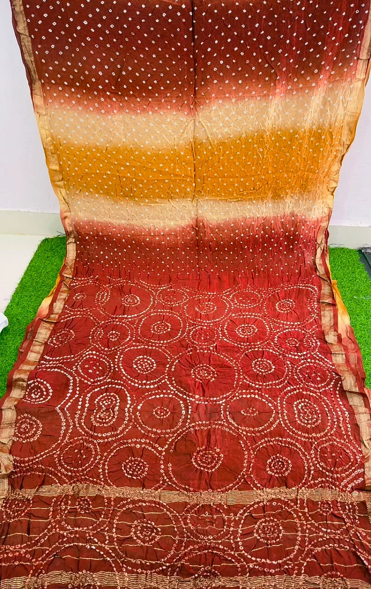 ✨ Mahroon Maheshwari Silk Bandhani Saree — where tradition meets timeless elegance ✨