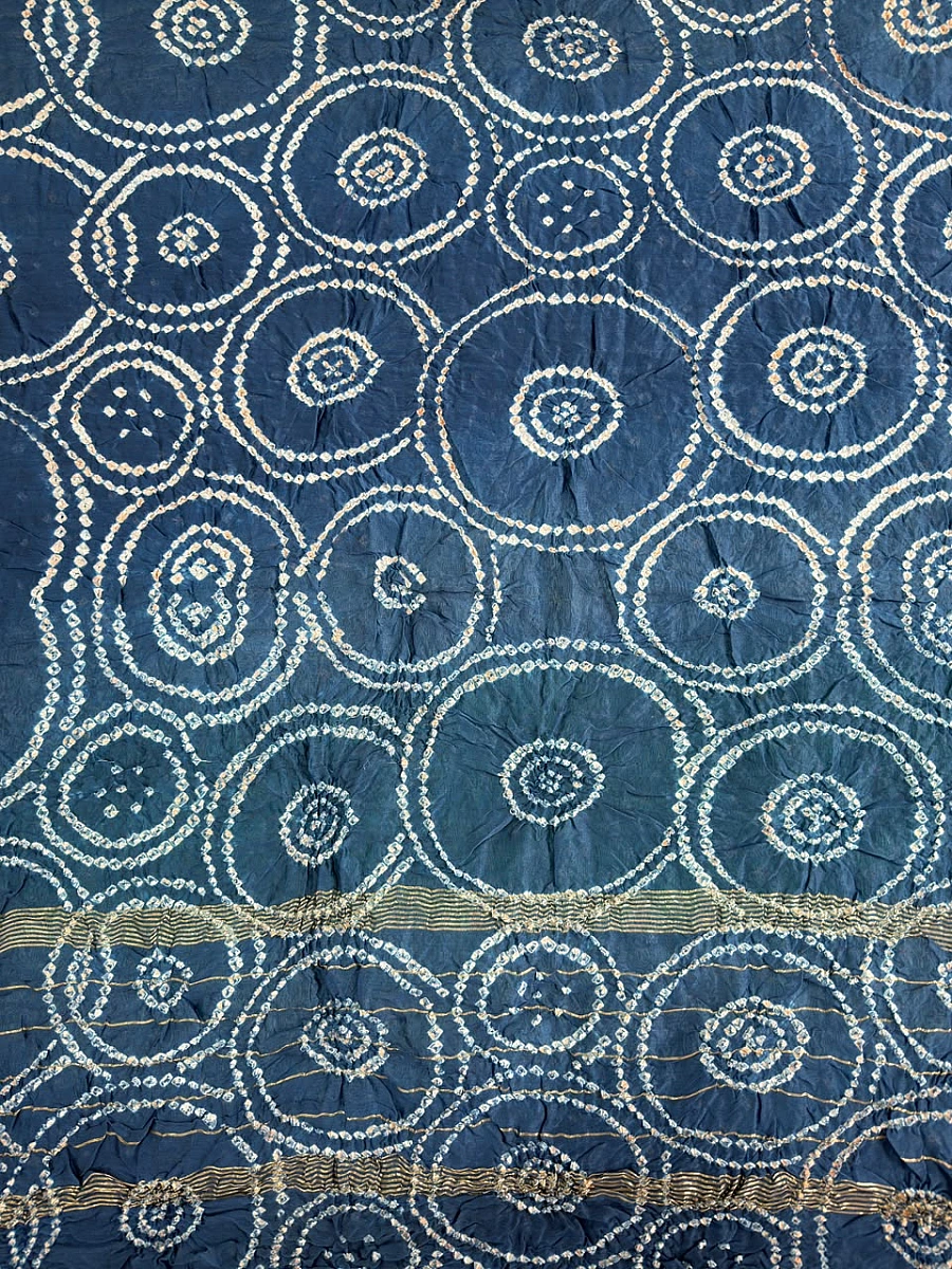 ✨ Blue Maheshwari Silk Bandhani Saree — where tradition meets timeless elegance ✨ - Image 2