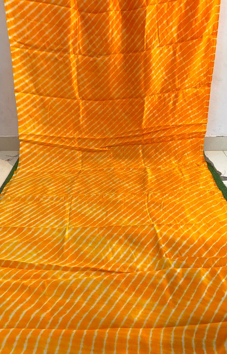 Yellow Leheriya saree - Image 2