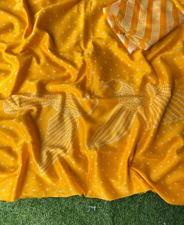Pure Chanderi Leheriya And Bandhani Suite Set  Chanderi Kurta - Image 2