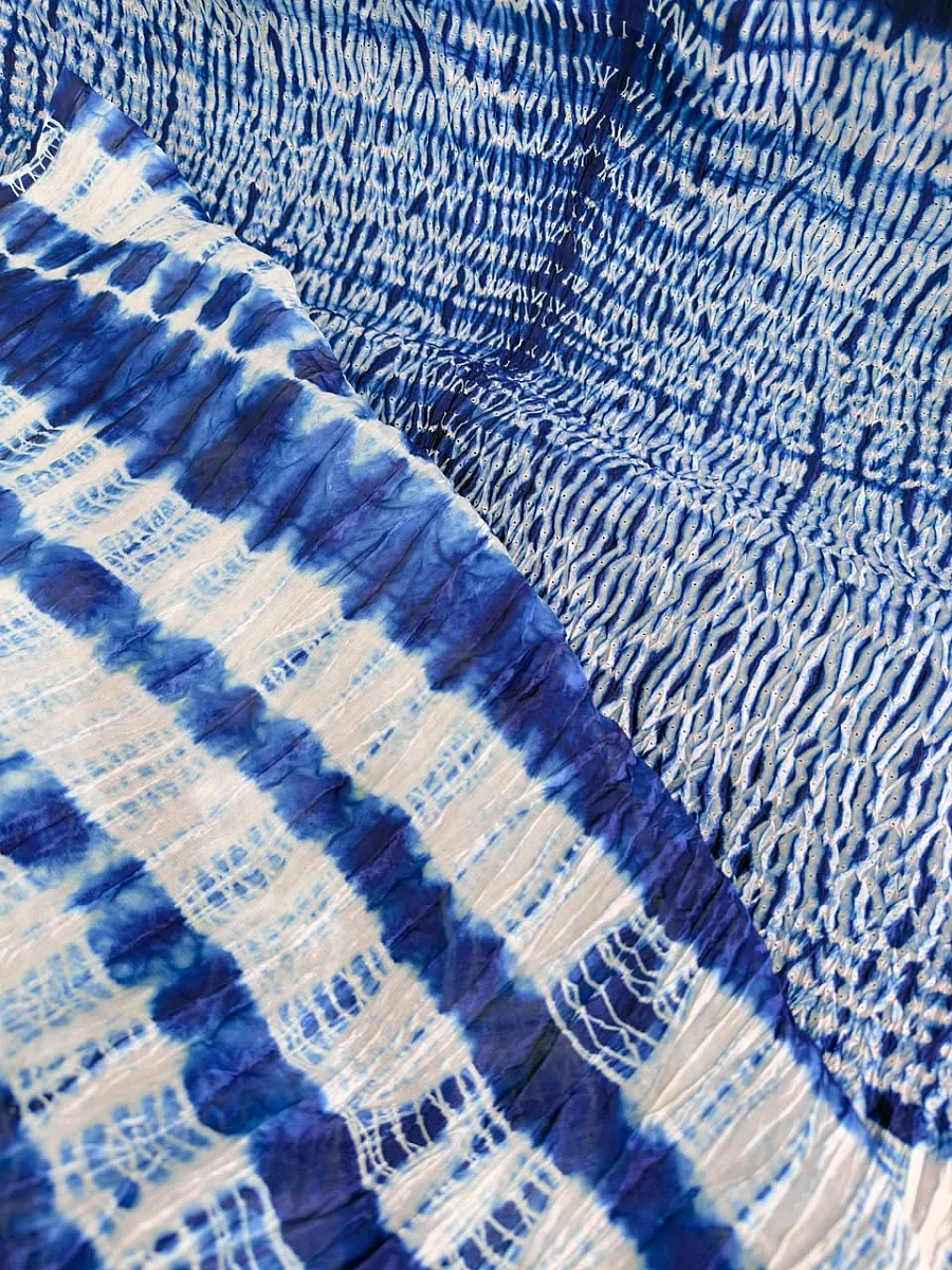 Pure Silk Shibori & Tie-Dye Saree 💙✨ - Image 3