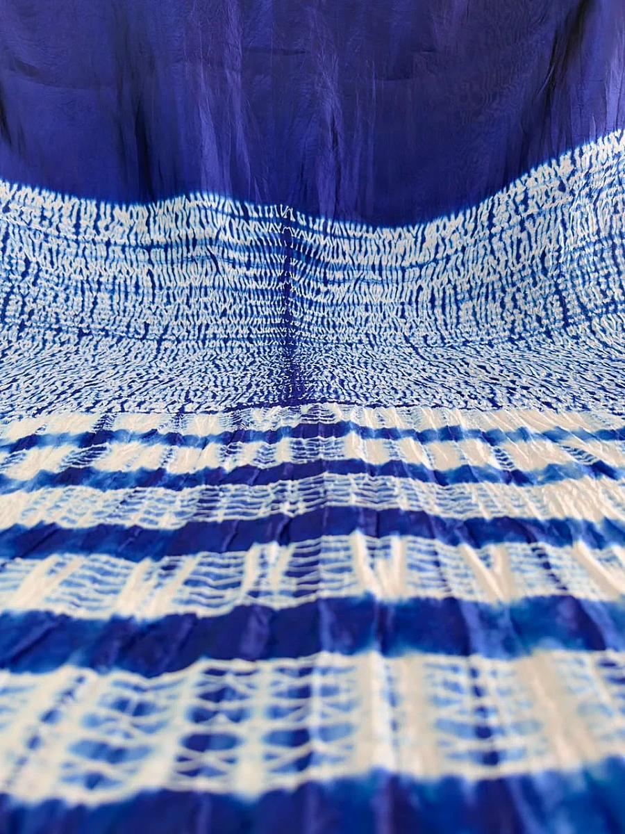 Pure Silk Shibori & Tie-Dye Saree 💙✨ - Image 4