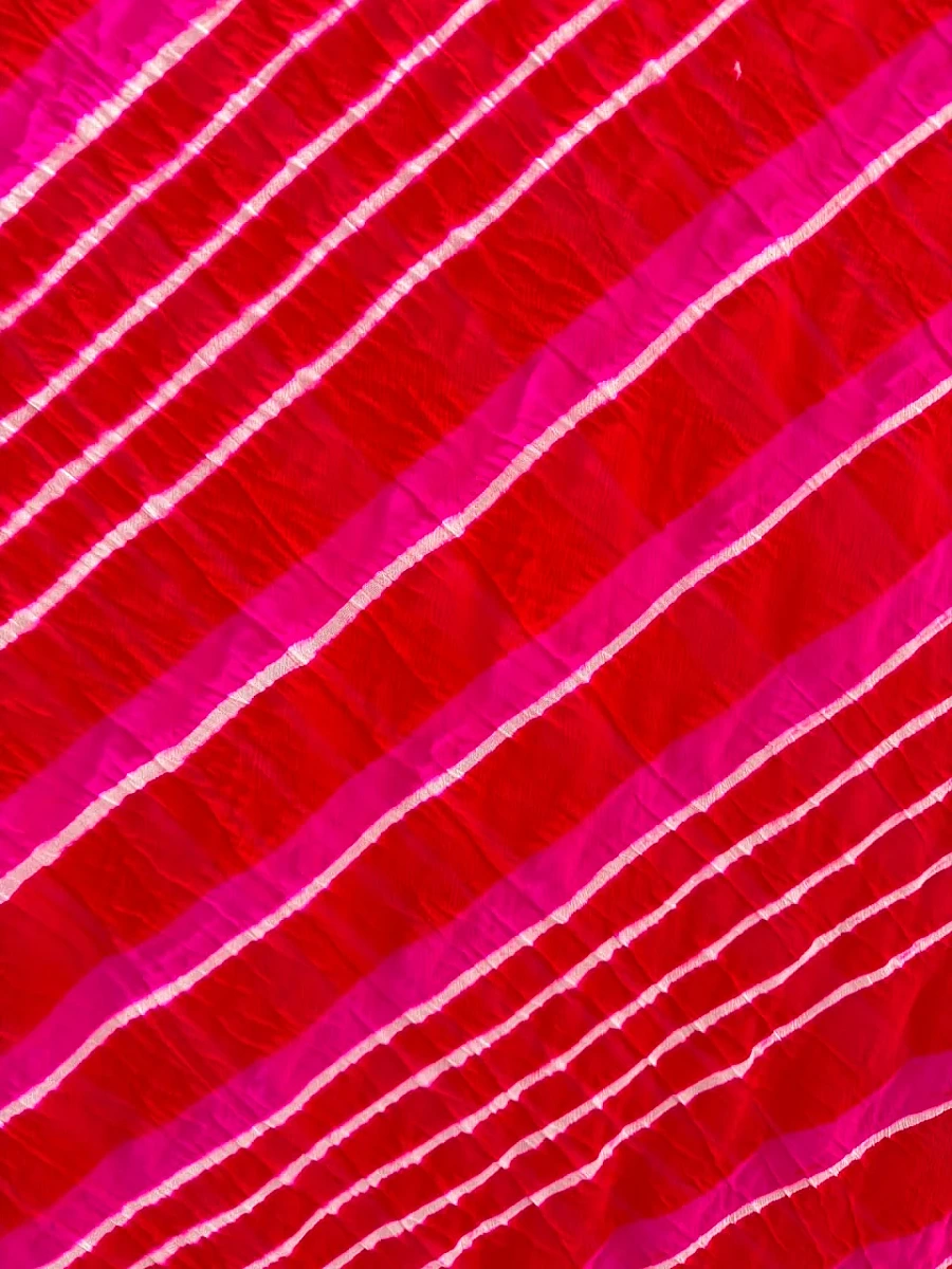 Red Pure Double Diamond Chiffon Leheriya Sarees - Image 3