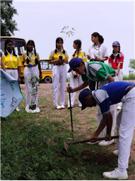 A Tree for Mother – A Tribute by Alpine Students