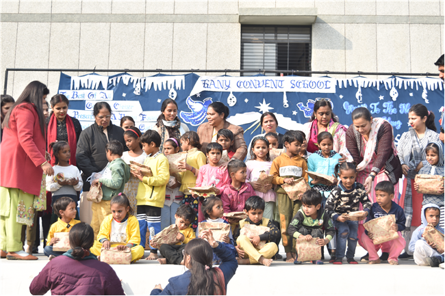 Joy of Christmas with Our Non-Formal Students on 21.12.2024