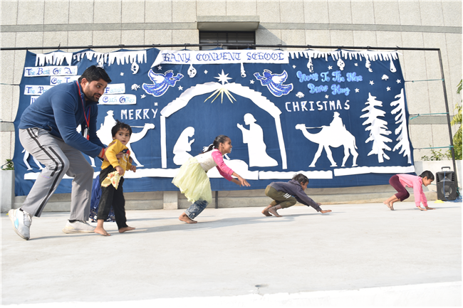 Joy of Christmas with Our Non-Formal Students on 21.12.2024