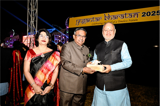 YUGANTAR BHARATAM - Celebrating the soul of timeless nation...<1>