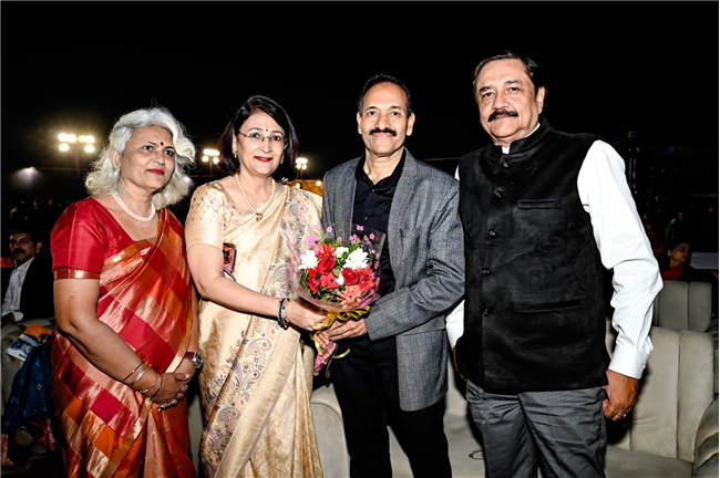 YUGANTAR BHARATAM - Celebrating the soul of timeless nation...<1>