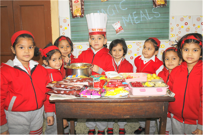 LITTLE CHEFS - MAGIC MEALS (L.K.G - II)