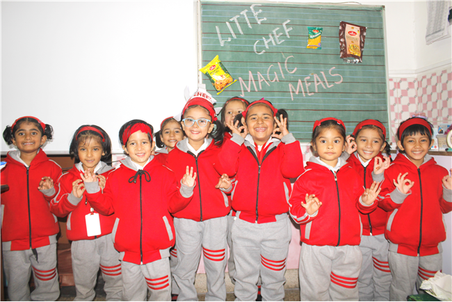 LITTLE CHEFS - MAGIC MEALS (L.K.G - II)