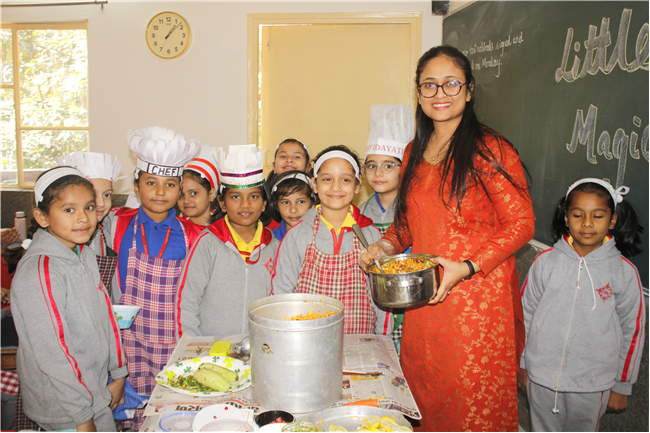 LITTLE CHEFS - MAGIC MEALS (L.K.G - II)