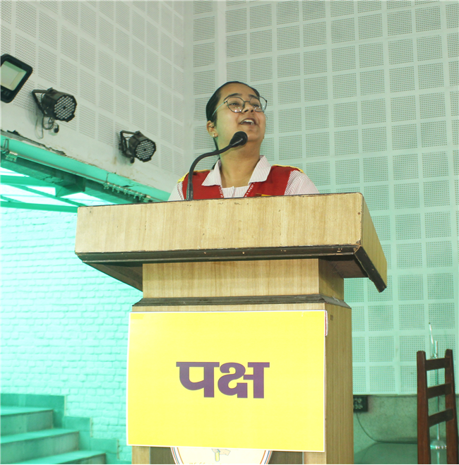 HINDI DEBATE (IX - XII)