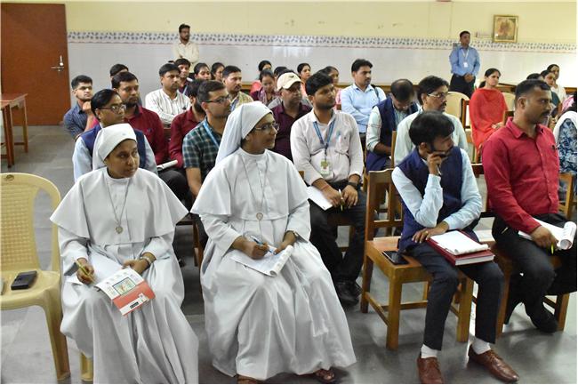 TEACHER'S TRAINING ON 