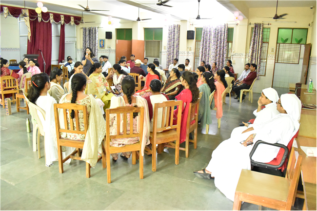 TEACHER'S TRAINING ON 