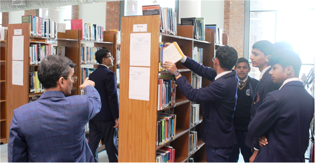 Educational Tour to IIM Kashipur - 11-12-2025