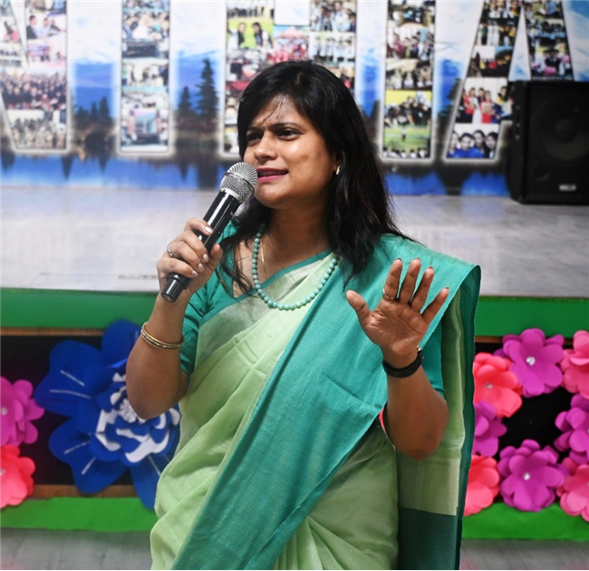 Career Guidance Session Inspires Students at Cynthia School