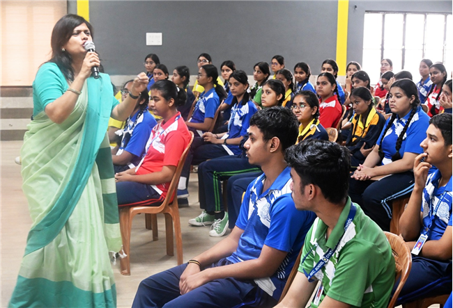 Career Guidance Session Inspires Students at Cynthia School