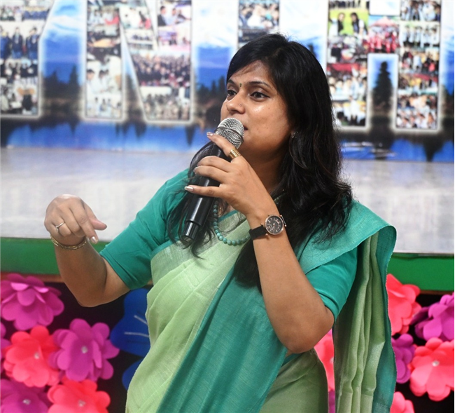 Career Guidance Session Inspires Students at Cynthia School