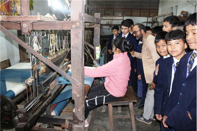 An Educational Visit to Woollen Handloom - 04-12-2025