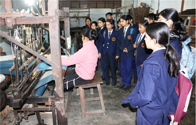 An Educational Visit to Woollen Handloom - 04-12-2025