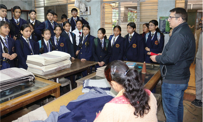 An Educational Visit to Woollen Handloom - 04-12-2025