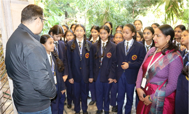 An Educational Visit to Woollen Handloom - 04-12-2025