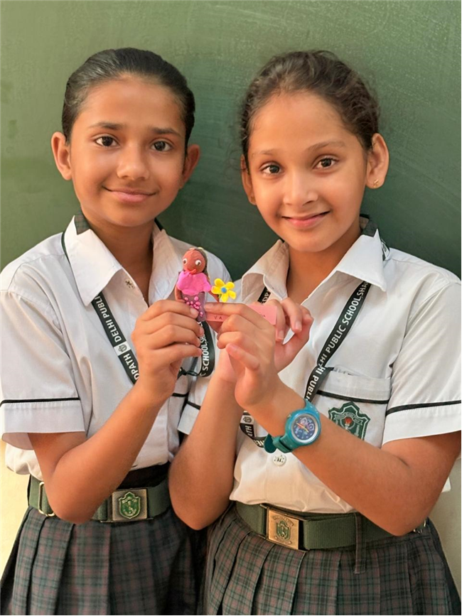 Monthly Activity – Clay Encanto