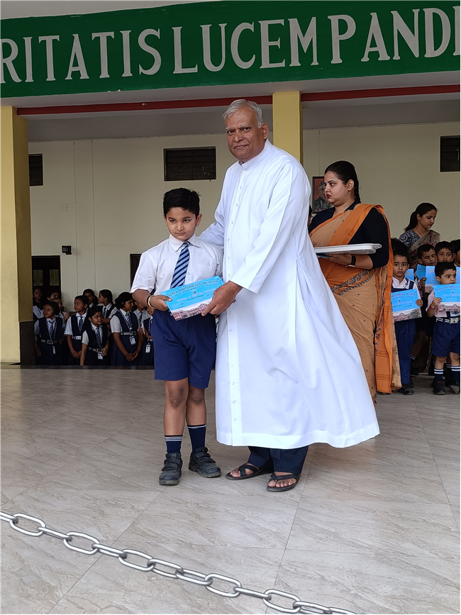 Prize Distribution/Certificate - Drawing Competition
