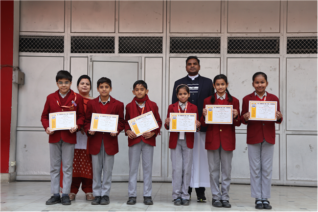Certificate Distribution For Frog Race, 50 Meter Race and 100 Meter Race At Junior Wing