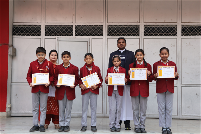Certificate Distribution For Frog Race, 50 Meter Race and 100 Meter Race At Junior Wing