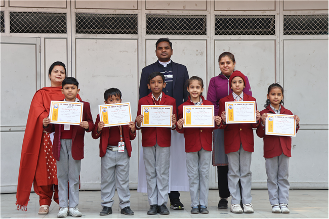 Certificate Distribution For Frog Race, 50 Meter Race and 100 Meter Race At Junior Wing