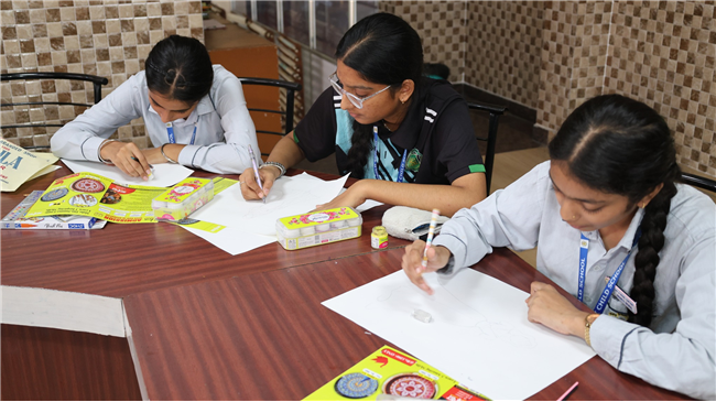 'Styling Star' – Fashion Sketching Contest ✨🎨