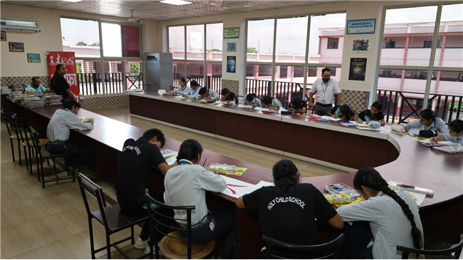 'Styling Star' – Fashion Sketching Contest ✨🎨