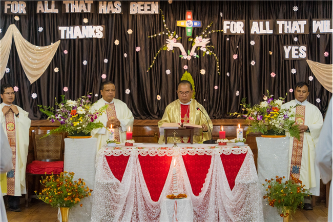 A Thanksgiving Eucharistic Celebration