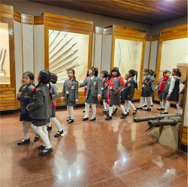 Classes Kg to II went for Educational Tour