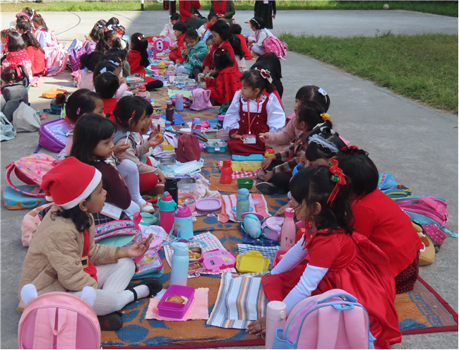 Pre-Christmas Celebration for Classes Pre-Nursery and Nursery Students