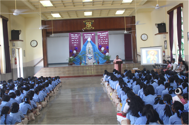 Crowning of Mother Mary
