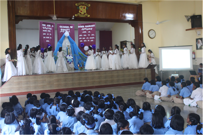 Crowning of Mother Mary