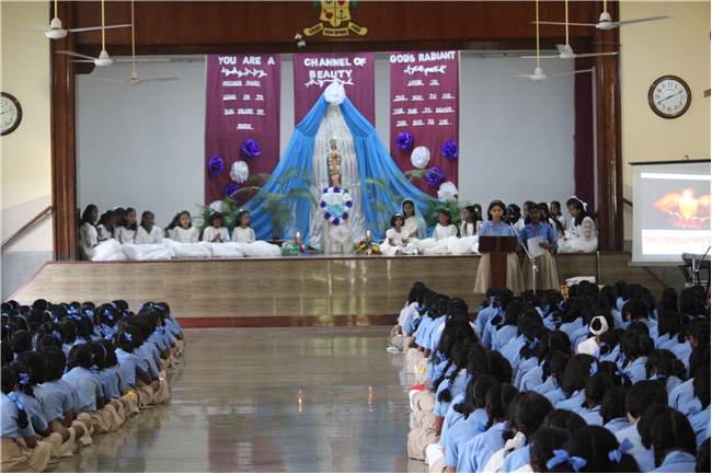 Crowning of Mother Mary