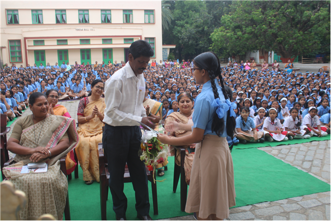 Farewell of Mr. Rakesh Lakra(Supervisor)