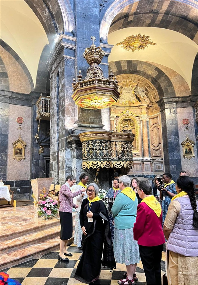 Becoming One: A Special Mass at Loyola, Spain Celebrates the Merger of Congregatio Jesu and IBVM