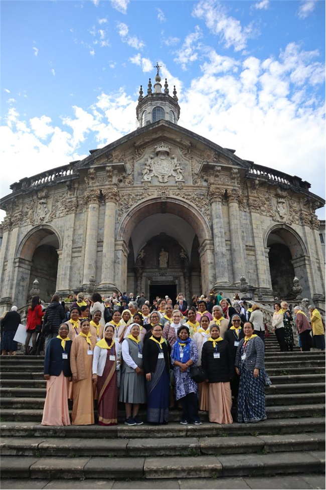 Becoming One: A Special Mass at Loyola, Spain Celebrates the Merger of Congregatio Jesu and IBVM