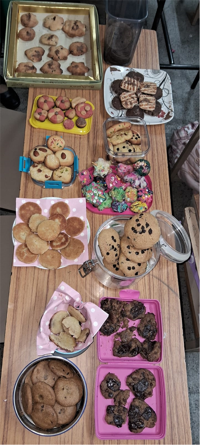 Vocational Education ( handicraft) class 6s. Display and decoration of homemade cookies. Date: 14.8.25