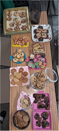 Vocational Education ( handicraft) class 6s. Display and decoration of homemade cookies. Date: 14.8.25