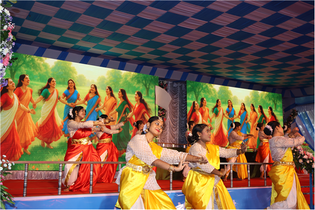 TWO HISTORIES, ONE MAGNIFICAT