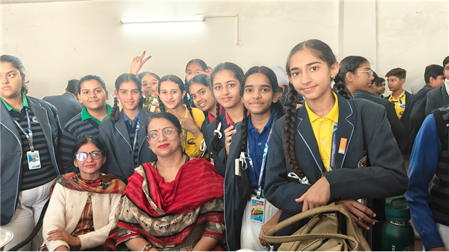 Educational Visit to Avani Textiles, Bhindra