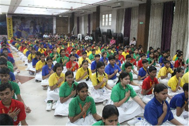 ROLE OF YOGA & MEDITATION ON STRESS MANAGEMENT