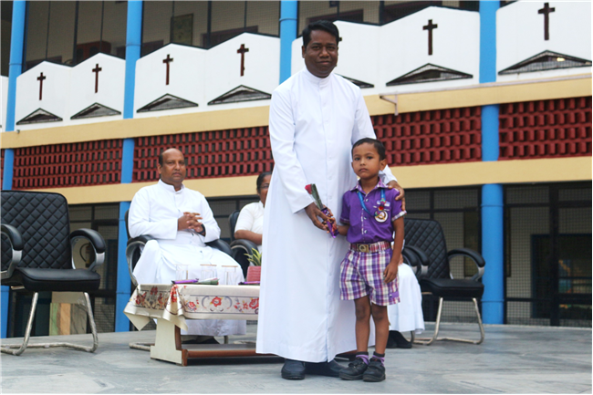 SCHOOL AND MANAGEMENT DAY