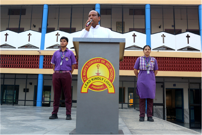 SCHOOL AND MANAGEMENT DAY