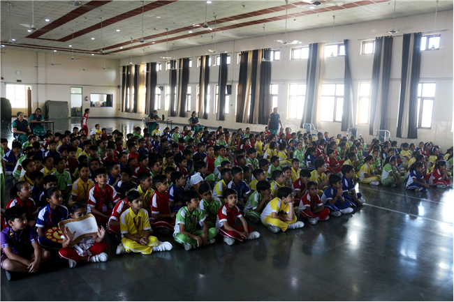 HINDI POEM RECITATION COMPETITION FOR CLASS IV